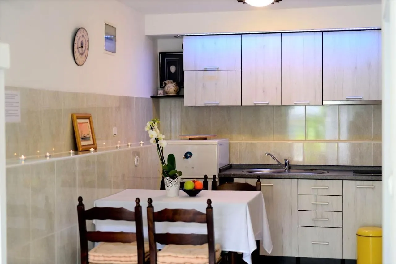 Apartment Crikvenica Car